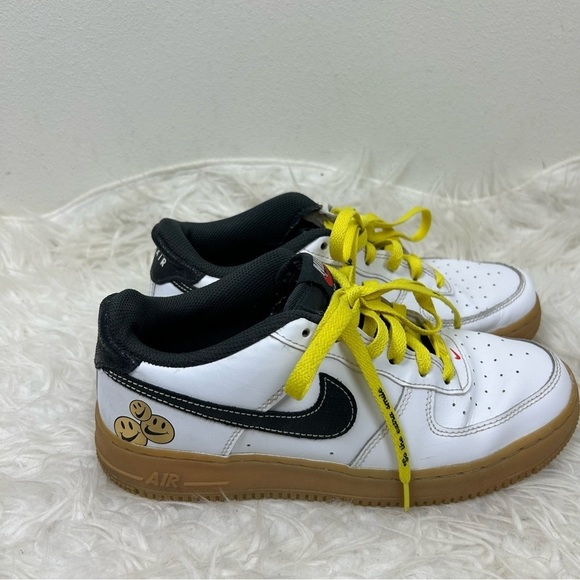 Air Force 1 LV8 (GS) 2021 'Go the Extra Smile' sneakers - Picture 2 of 12